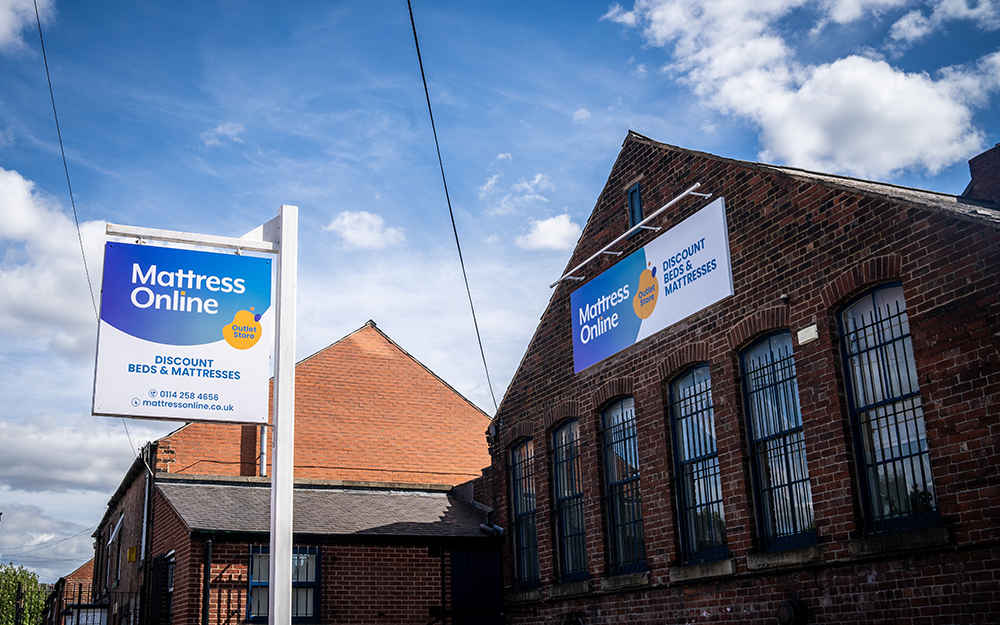 Mattress Online Outlet Store Entrance